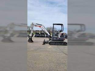 2022 Bobcat E35R2