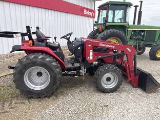 2022 Mahindra 2638 HST