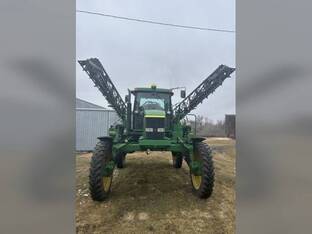 2004 John Deere 4710