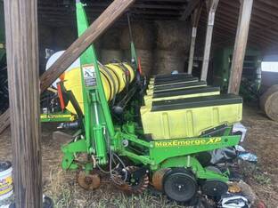 2008 John Deere 1750