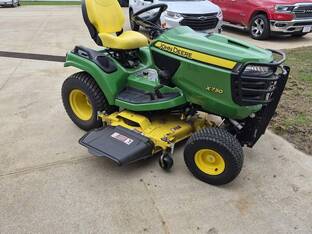 2016 John Deere X730