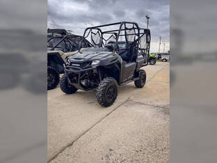 2026 Honda Pioneer 700-4 Deluxe