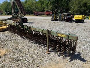 John Deere 400