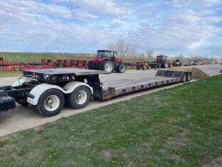 2003 Landoll 825AG