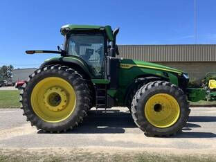 2025 John Deere 8R 340