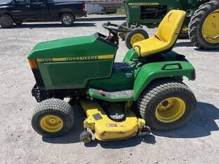 2000 John Deere 445