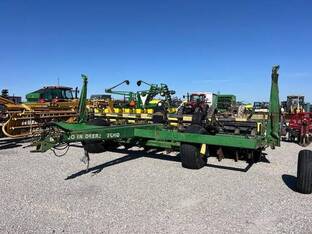 John Deere 7240