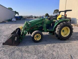 2016 John Deere 4066R