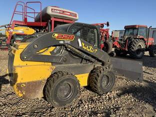2019 New Holland L228