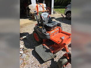 2023 Kubota Z422KW