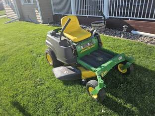 2011 John Deere Z225