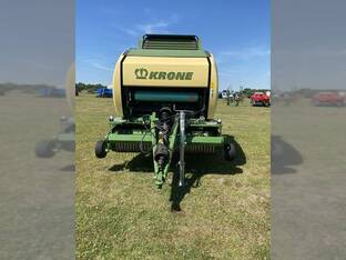 2024 Krone COMPRIMA F155