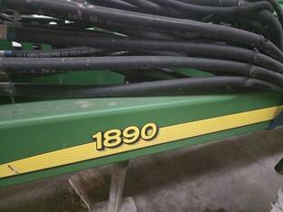 2014 John Deere 1890