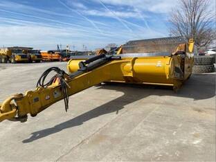 2022 John Deere 2412DE