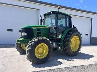 John Deere 6430