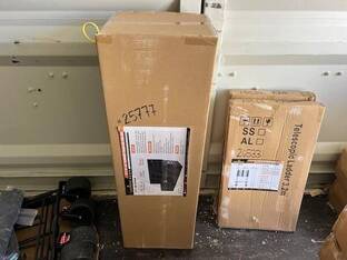 LANDHONOR 15X15X48 TOOL BOX