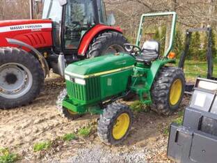 John Deere 790