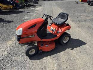 2004 Kubota T1570