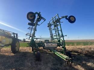 2014 John Deere 2410