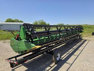 2015 John Deere 635F