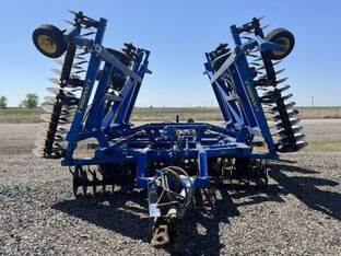 2012 Landoll 7431