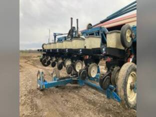 Kinze 2600