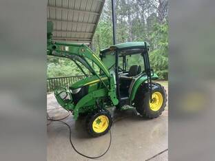 2019 John Deere 3046R