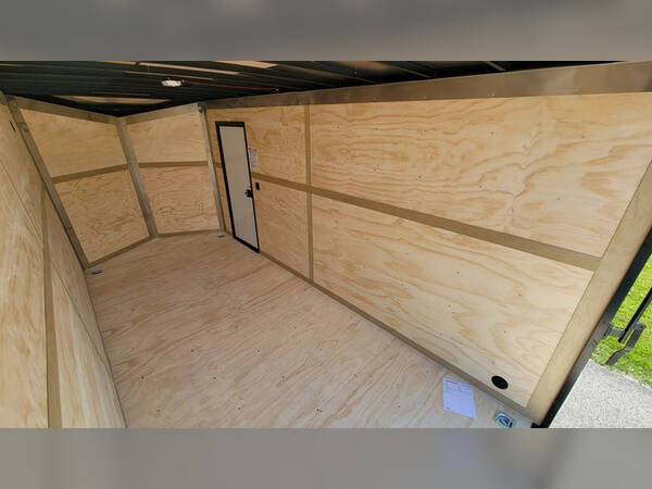2026 United 7'x16' 7k / 7' interior / enclosed trail