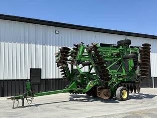 2013 John Deere 2623