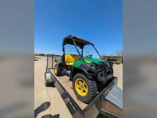 2011 John Deere GATOR XUV 825I GREEN