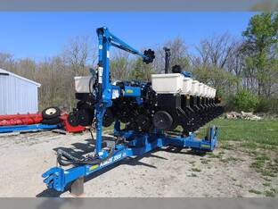 2026 Kinze 3505
