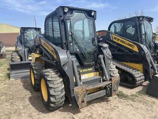 2014 New Holland L220