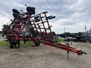 2011 Case IH TIGERMATE 200