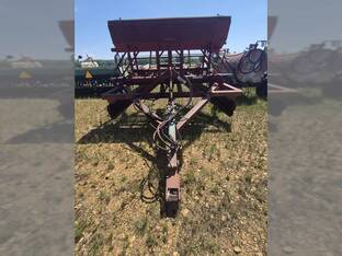 Hula Mfg Levee Squeezer