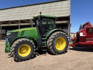 2012 John Deere 7260R