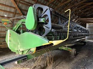 2011 John Deere 635F