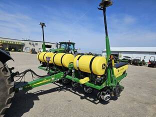 John Deere 1755