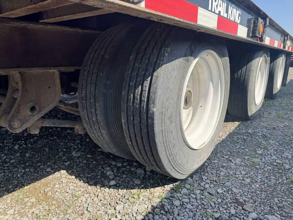 2008 Trail King 8.5'x23'+5' deckover trailer 51.9k air b