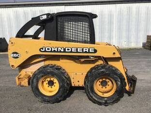 1999 John Deere 260
