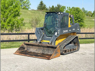 2023 John Deere 325G