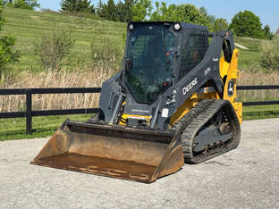 2025 John Deere 317G