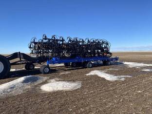 2023 New Holland P2060