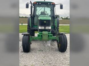 2005 John Deere 7420