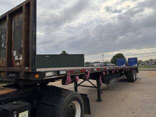 2003 Utility 45 FT FLAT BED/ FORK-LIFT PKG