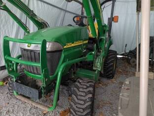 2006 John Deere 2305