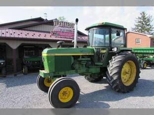 1975 John Deere 4230