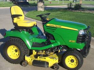 2012 John Deere X720
