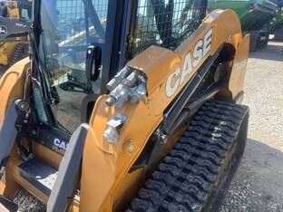 2021 Case TV450B