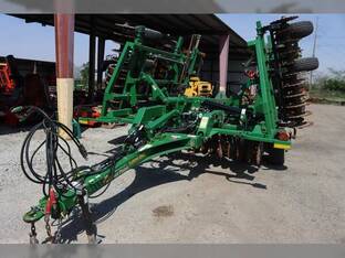2020 Great Plains 2400TM
