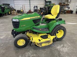 John Deere X730